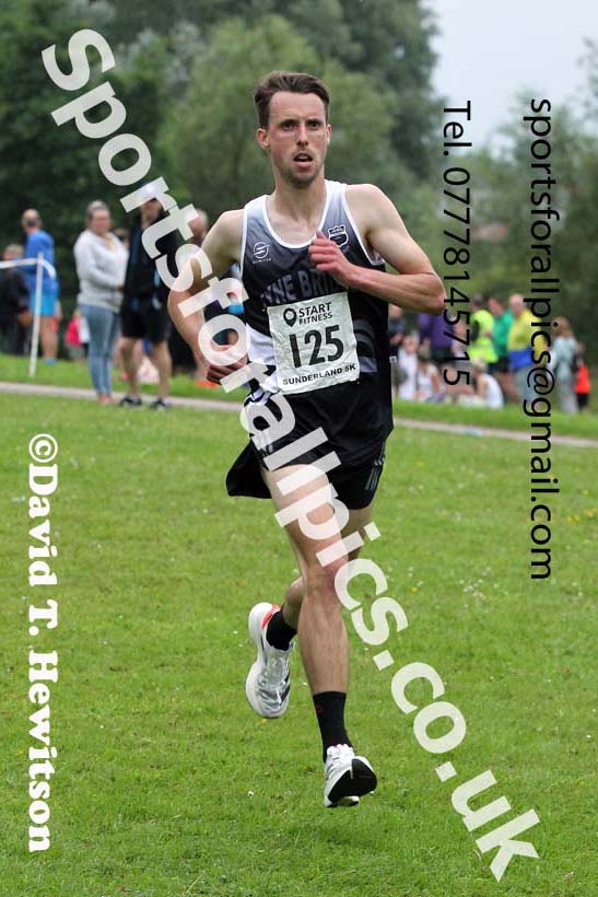 Mens Sunderland 5k (Inc. NE and NCAA Champs), Silksworth, Sunderland, Thursday, July 22nd. Photo: David T. Hewitson/Sports for All Pics